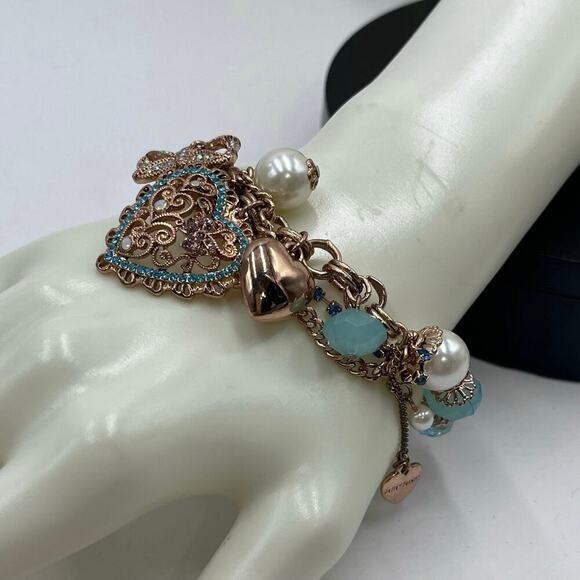 Betsey Johnson Rose Gold Tone Rhinestone Faux Pearl Blue Beads Stretch Bracelet - Picture 3 of 11